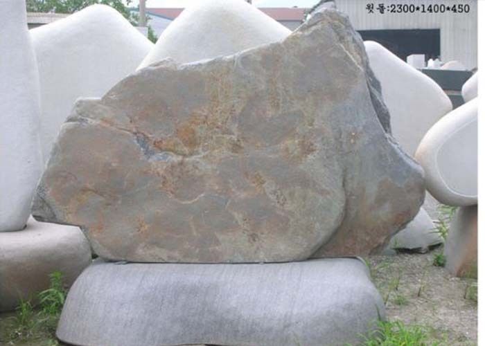 13-1.오석윗돌:2300*H1400*450
